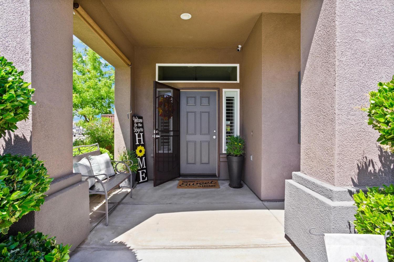 1930 Flora Vista Drive