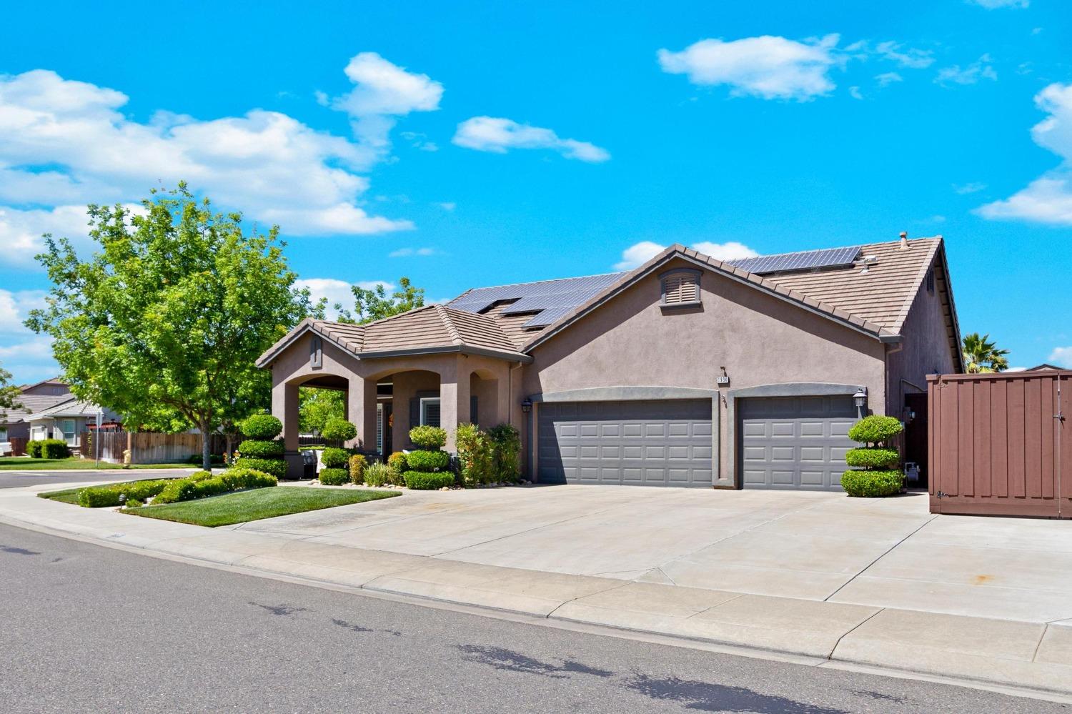 1930 Flora Vista Drive