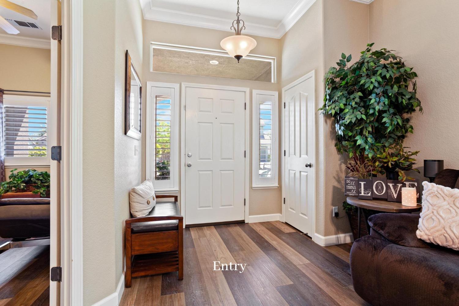 1930 Flora Vista Drive