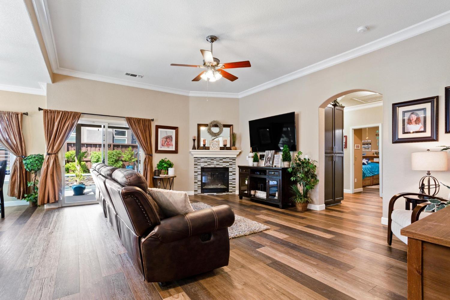 1930 Flora Vista Drive