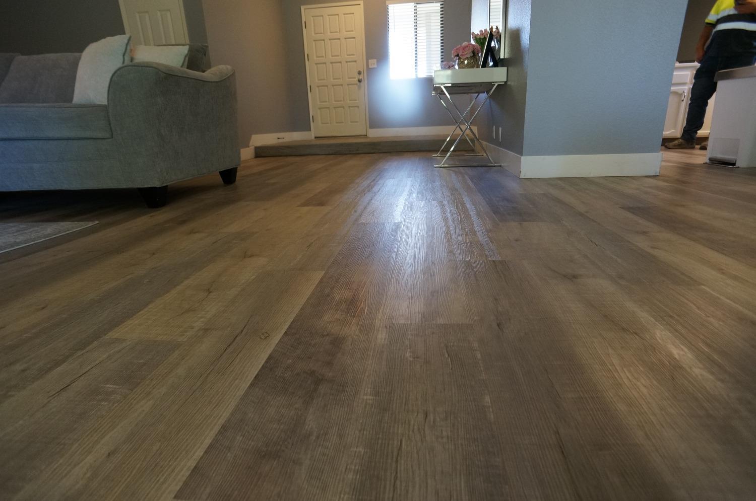 1121 Flatridge Court