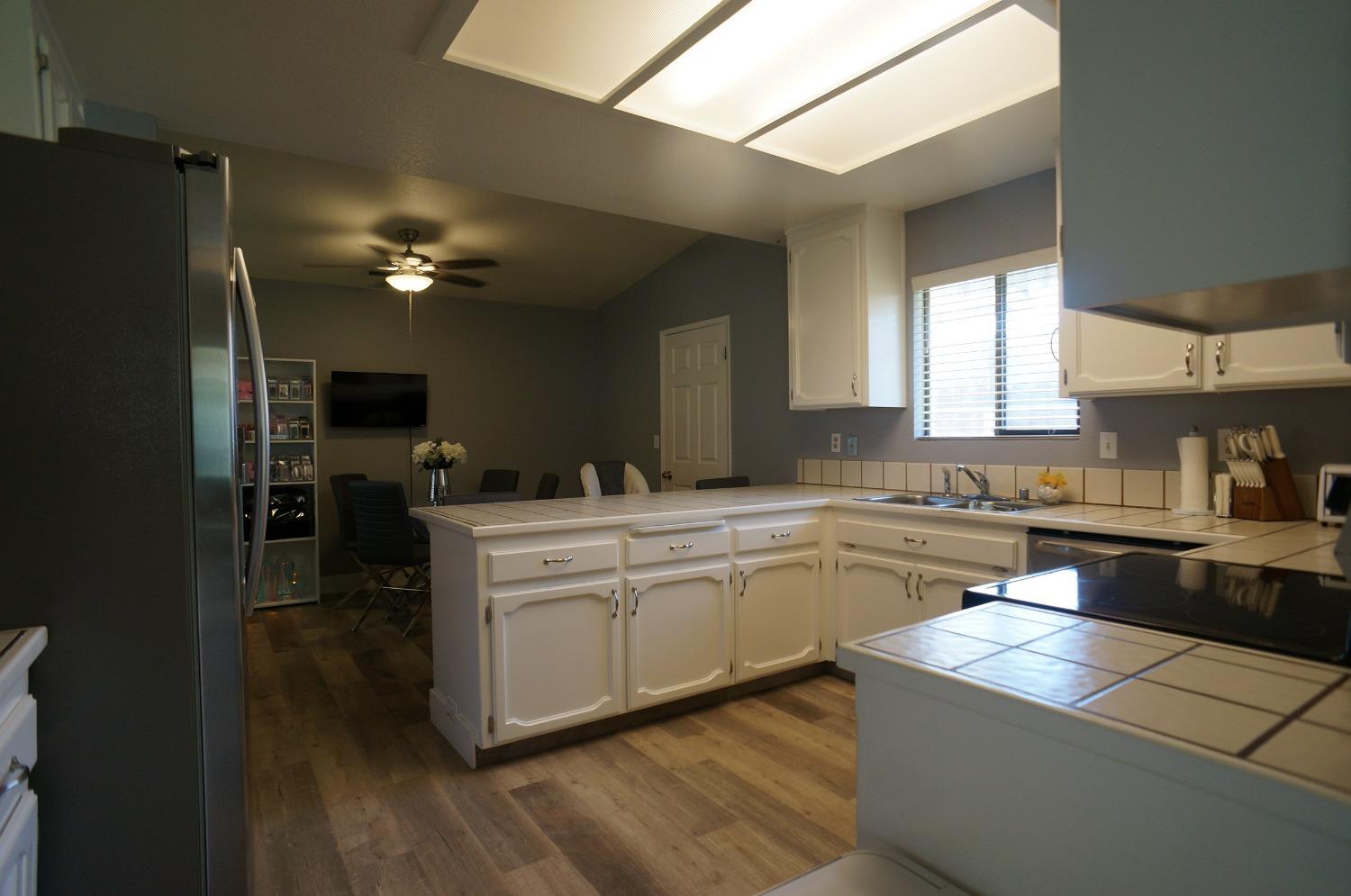 1121 Flatridge Court