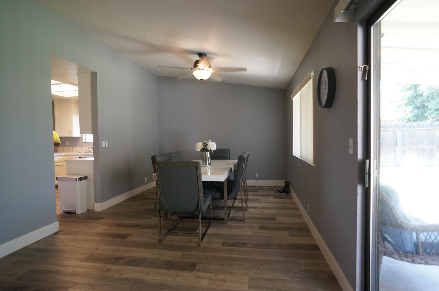 1121 Flatridge Court