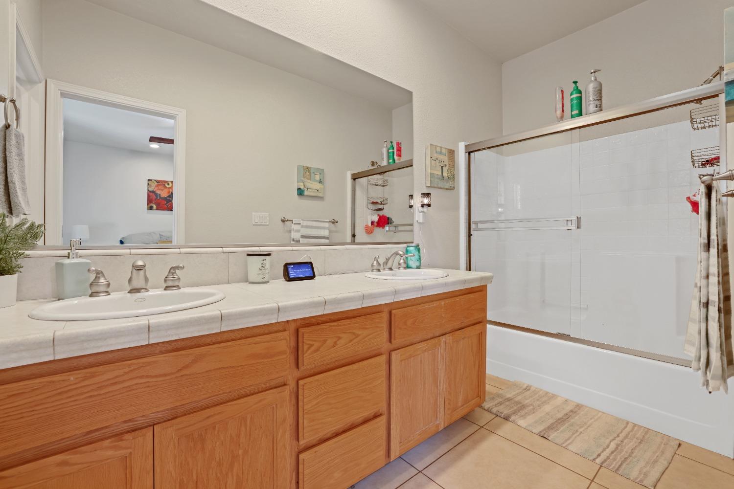 2888 Arrowhead Street