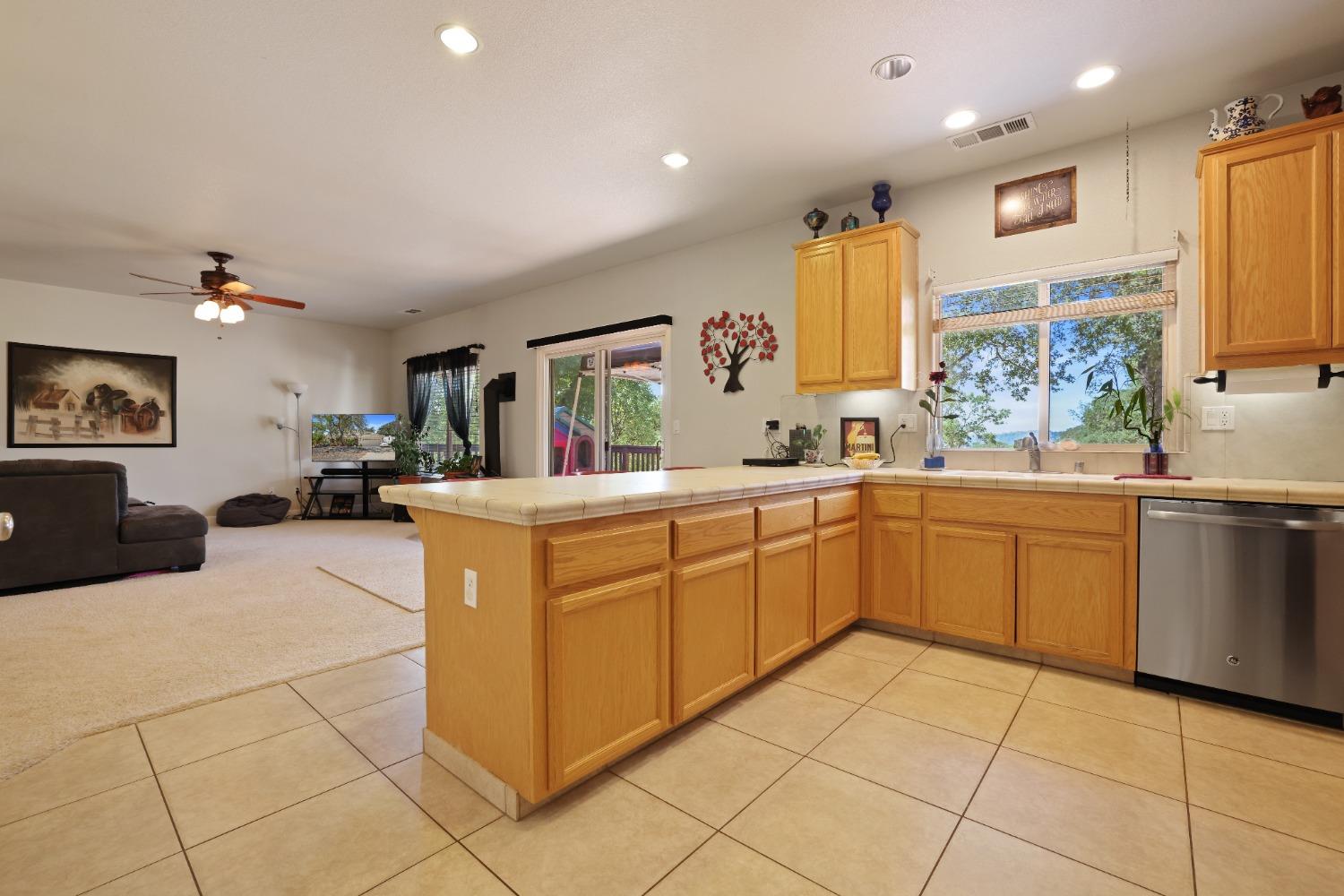 2888 Arrowhead Street