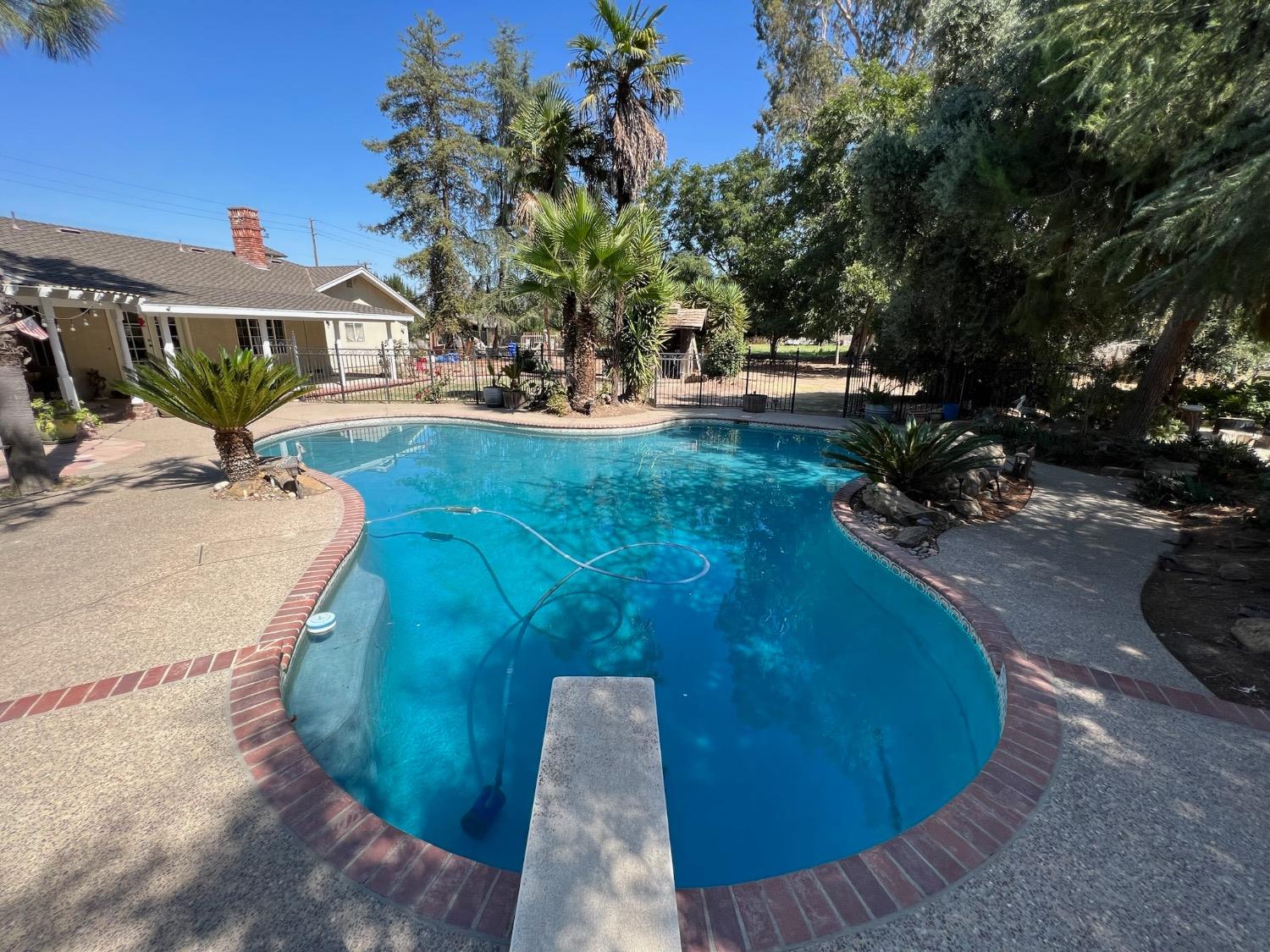 3518 W Linwood Avenue