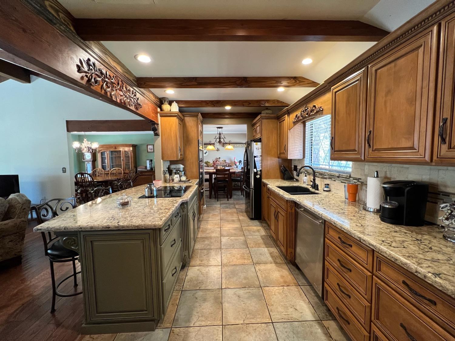 3518 W Linwood Avenue