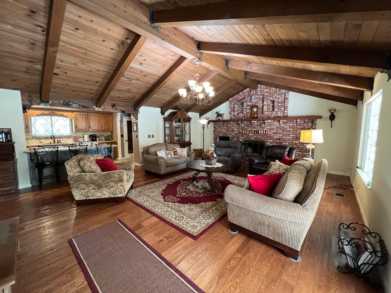 3518 W Linwood Avenue