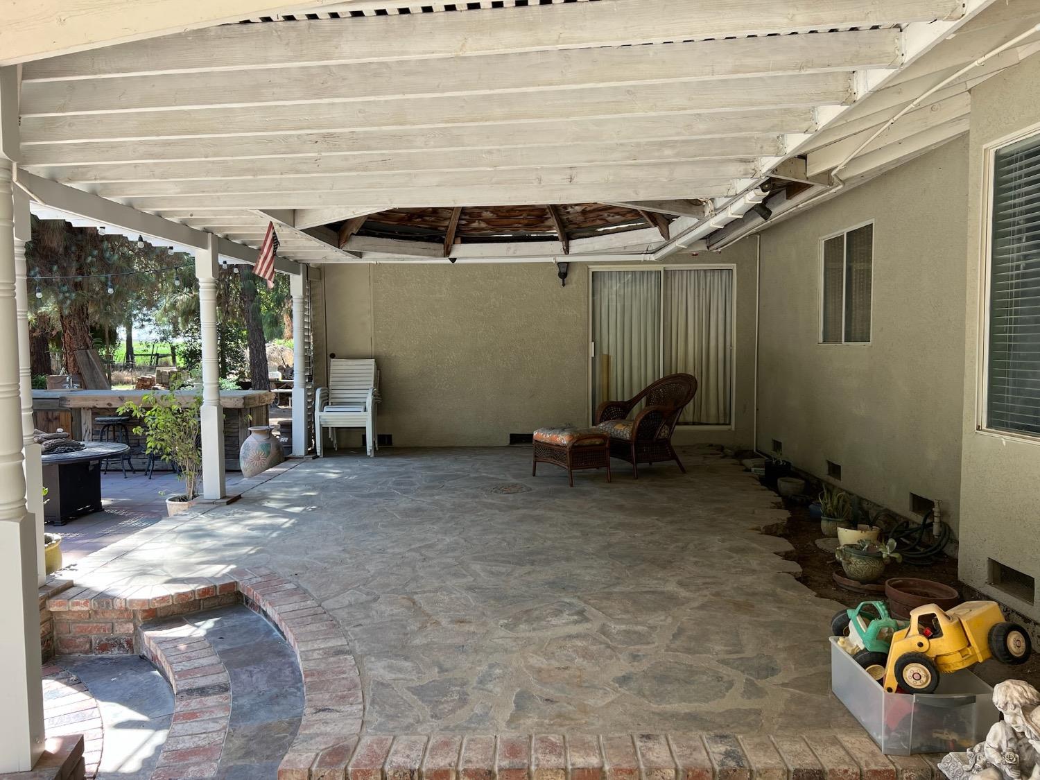 3518 W Linwood Avenue