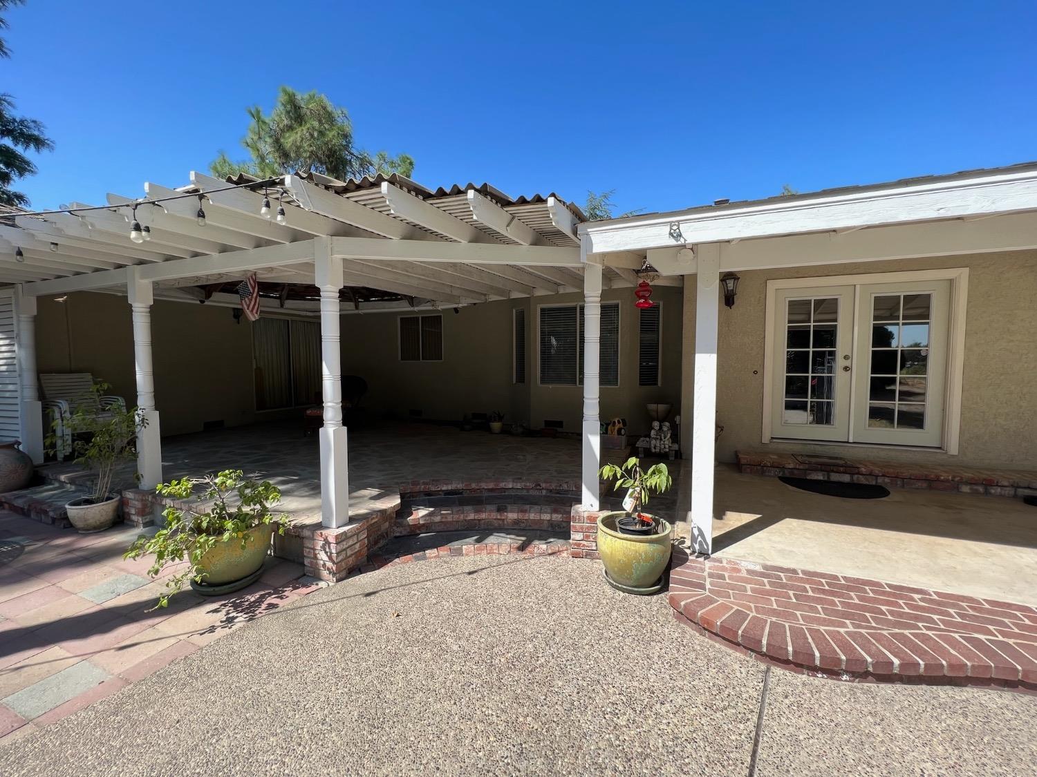 3518 W Linwood Avenue