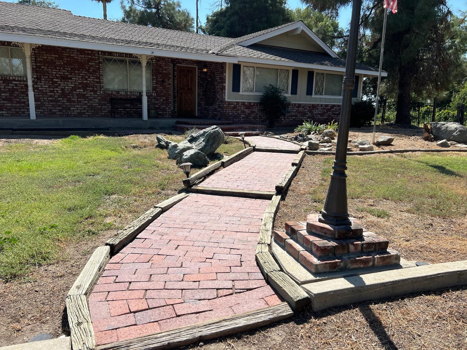 3518 W Linwood Avenue