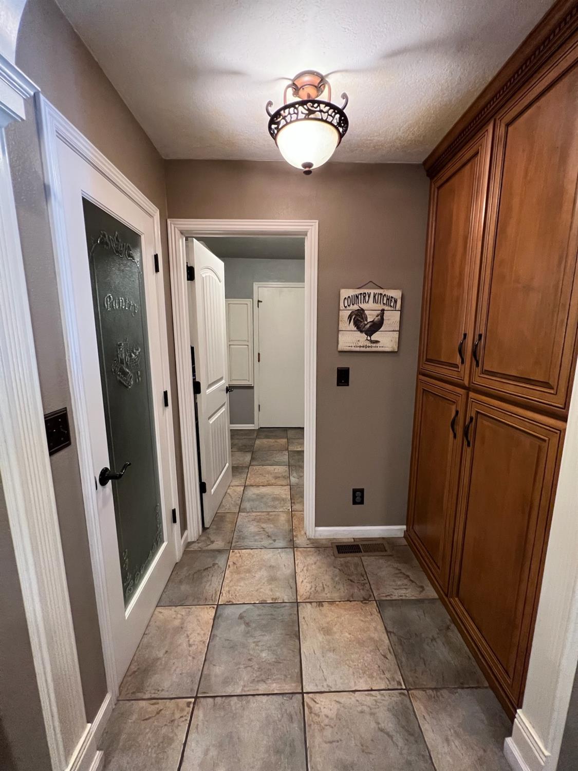 3518 W Linwood Avenue