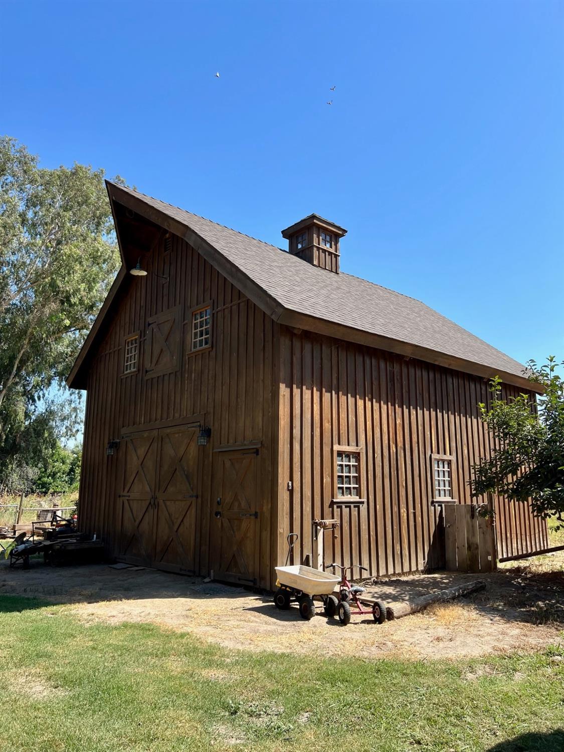 3518 W Linwood Avenue