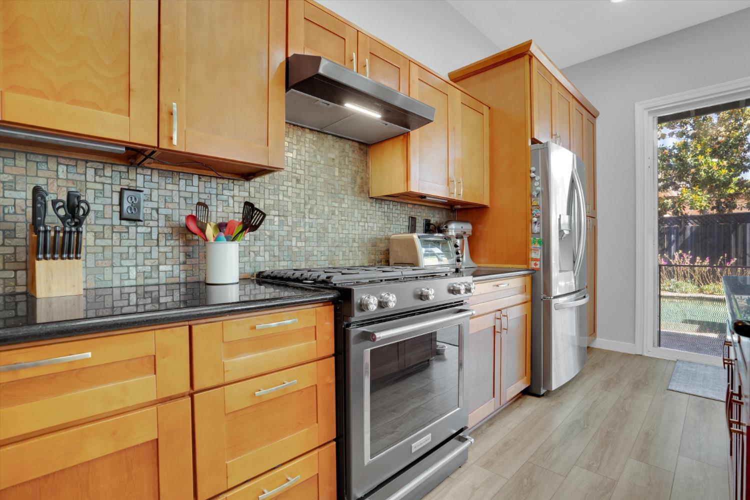 2313 Lovers Point Lane