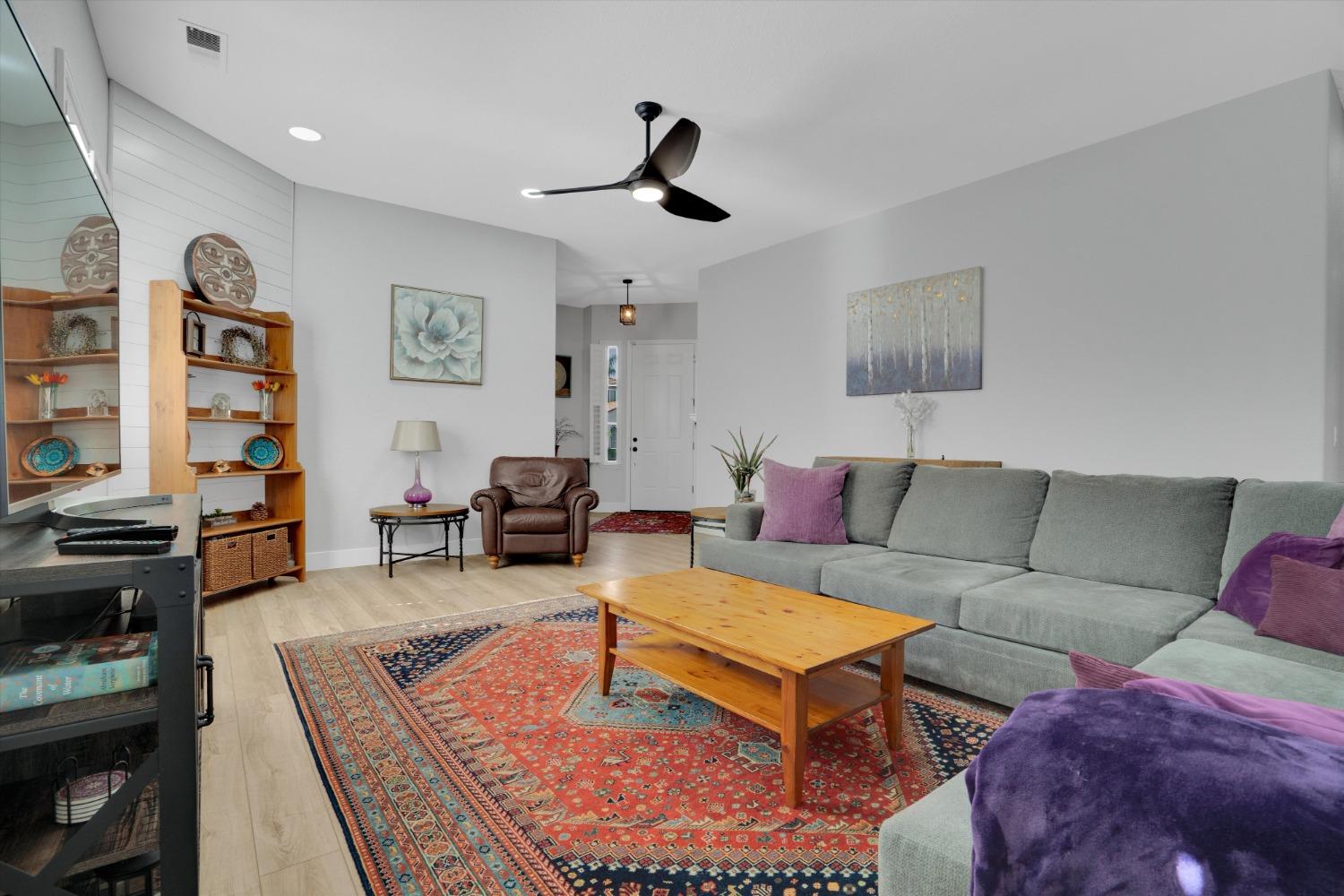 2313 Lovers Point Lane