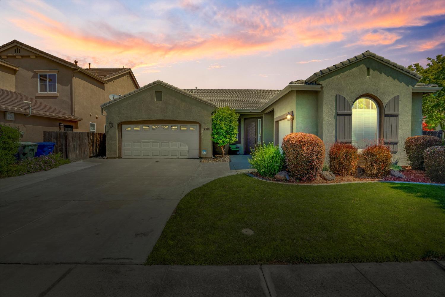 2313 Lovers Point Lane