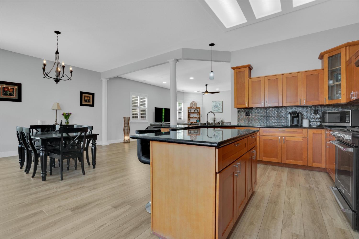 2313 Lovers Point Lane