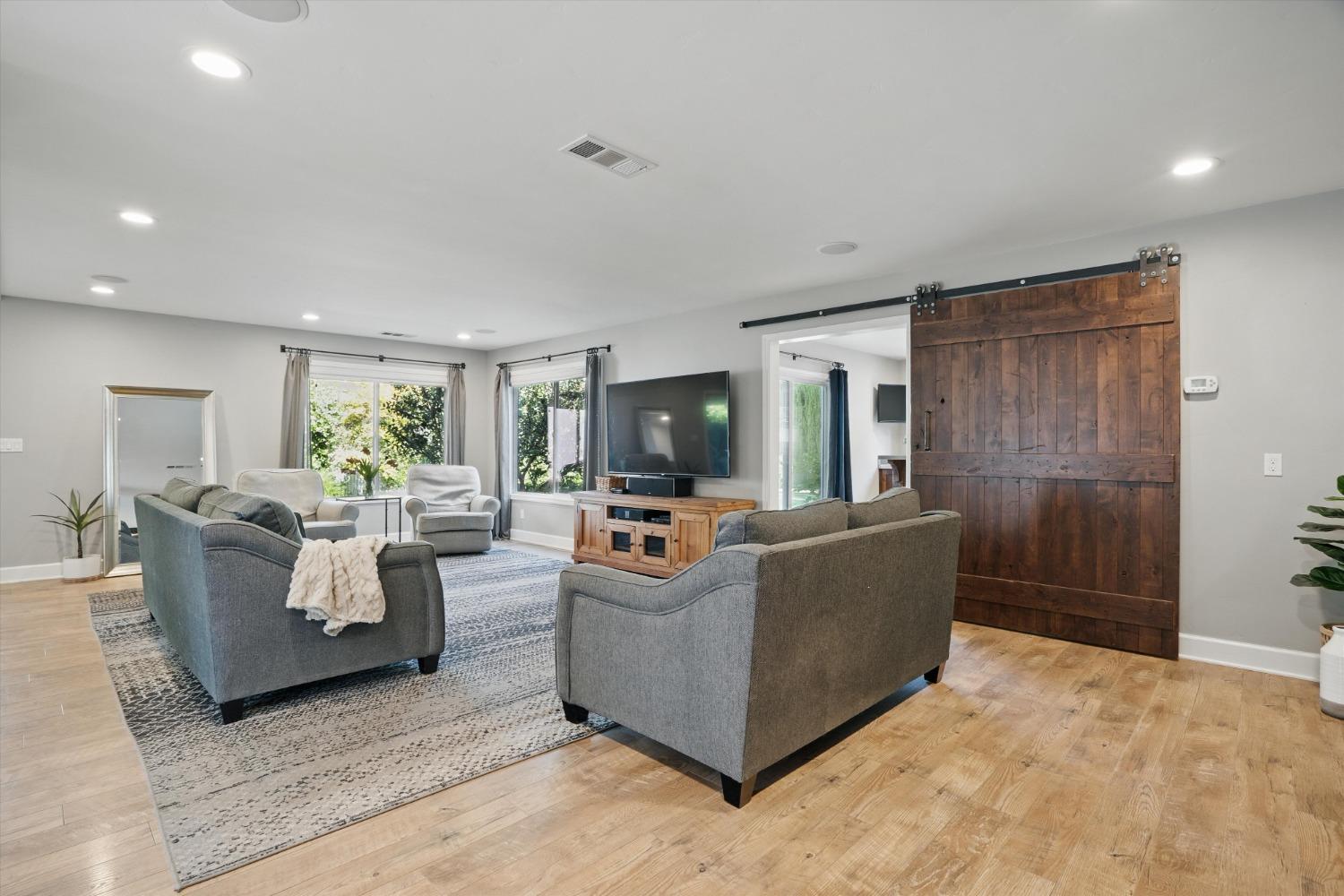 1621 Graywolf Circle