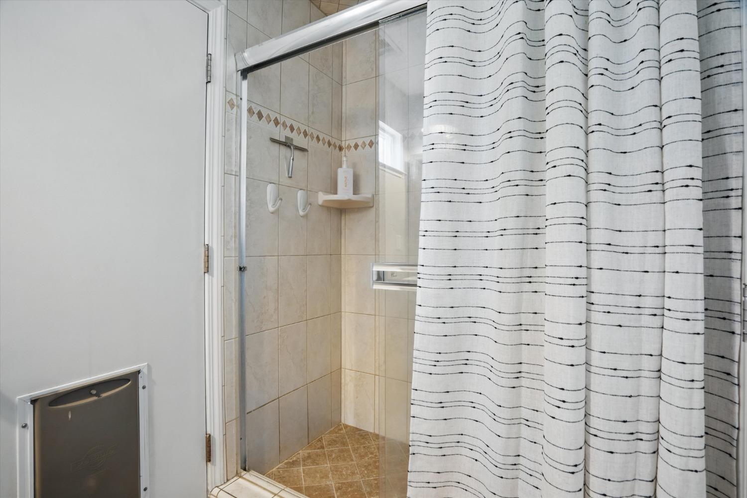 1621 Graywolf Circle