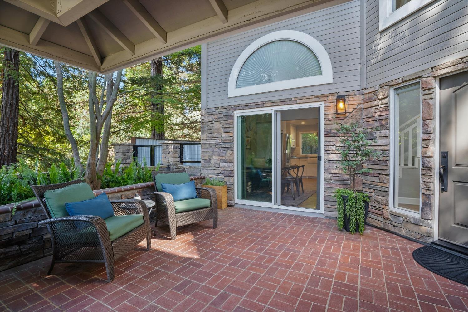 1621 Graywolf Circle