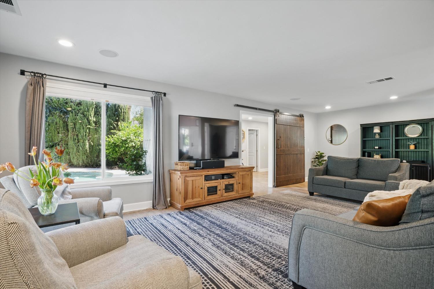 1621 Graywolf Circle