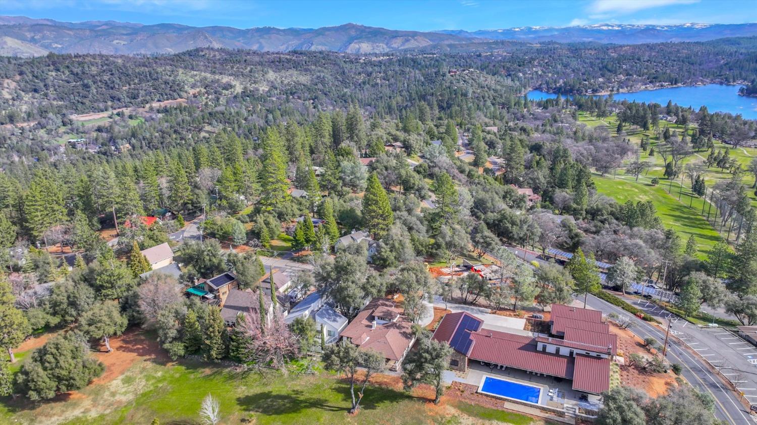 19294 Oak Grove Circle