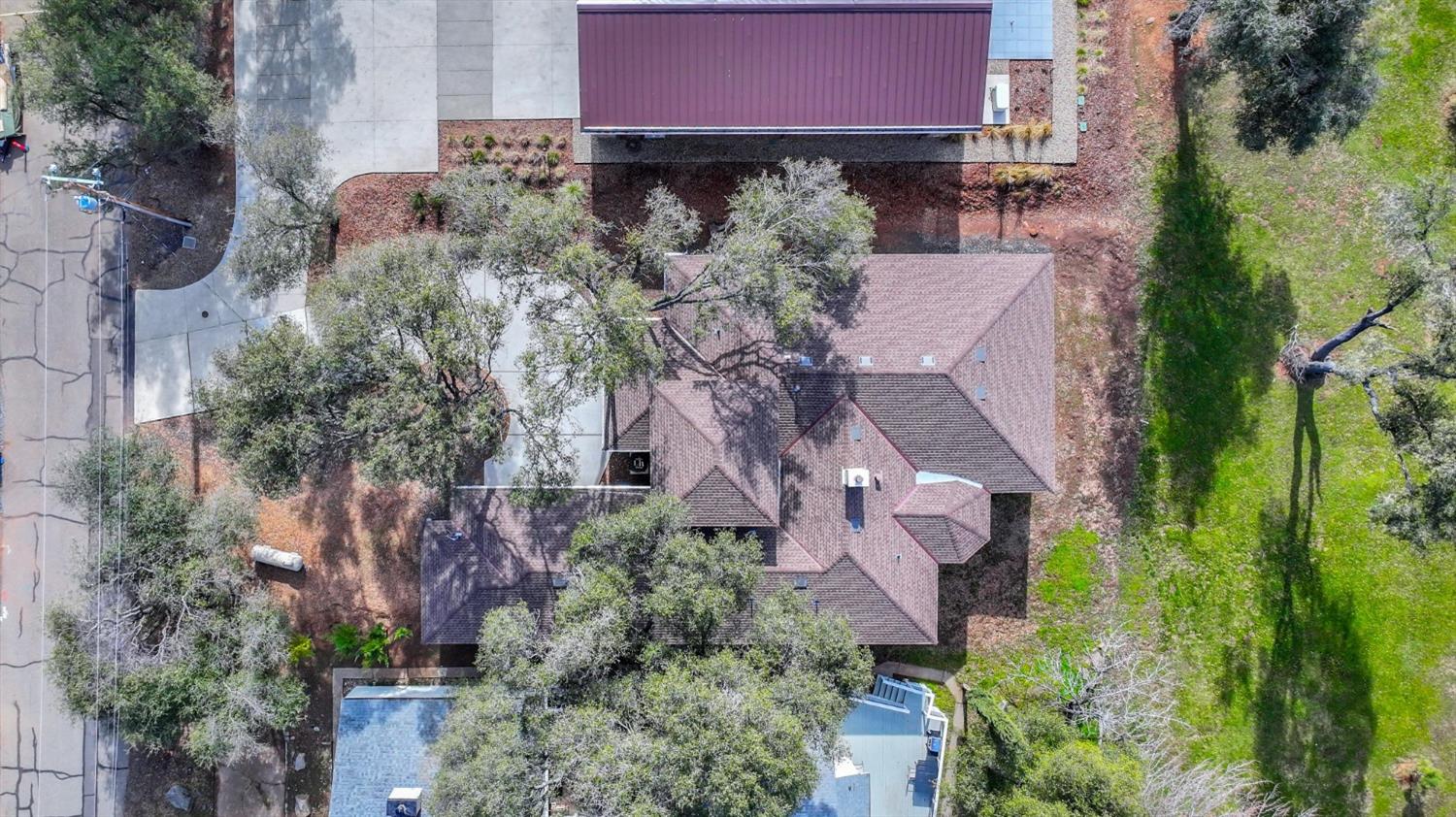 19294 Oak Grove Circle