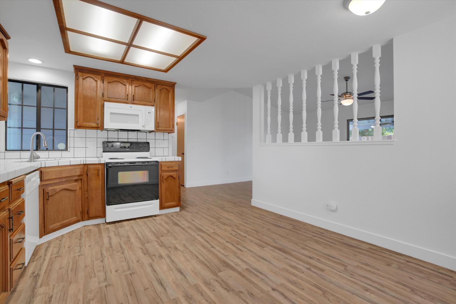 842 Lazarine Court