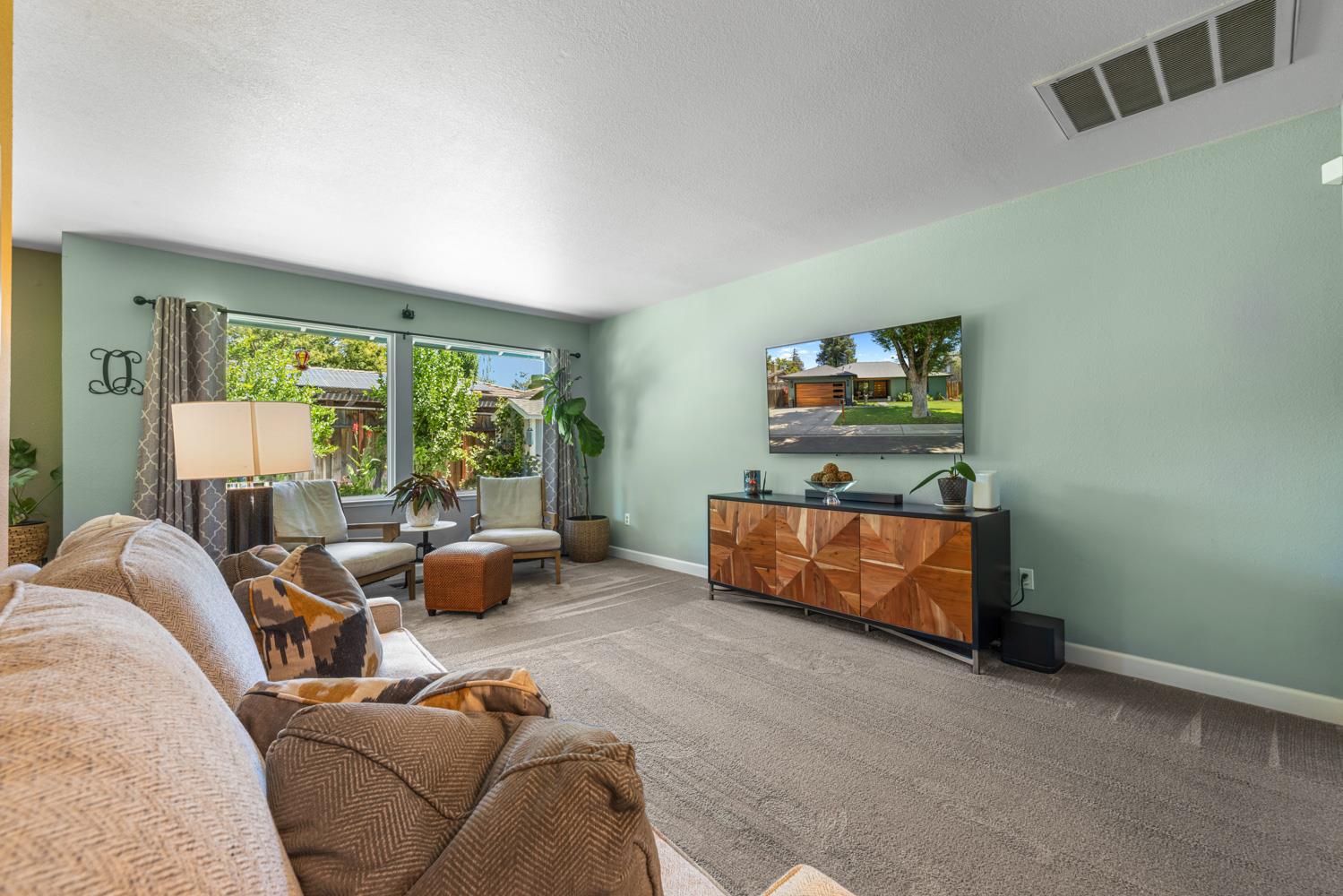 3712 Corte Madera Avenue
