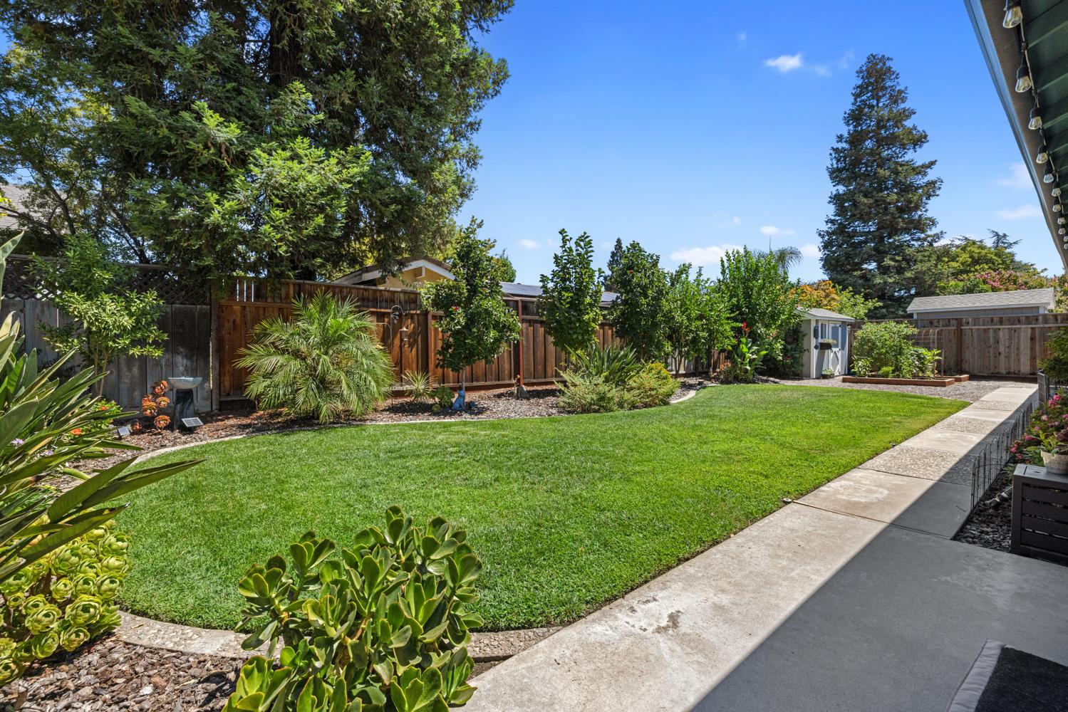 3712 Corte Madera Avenue