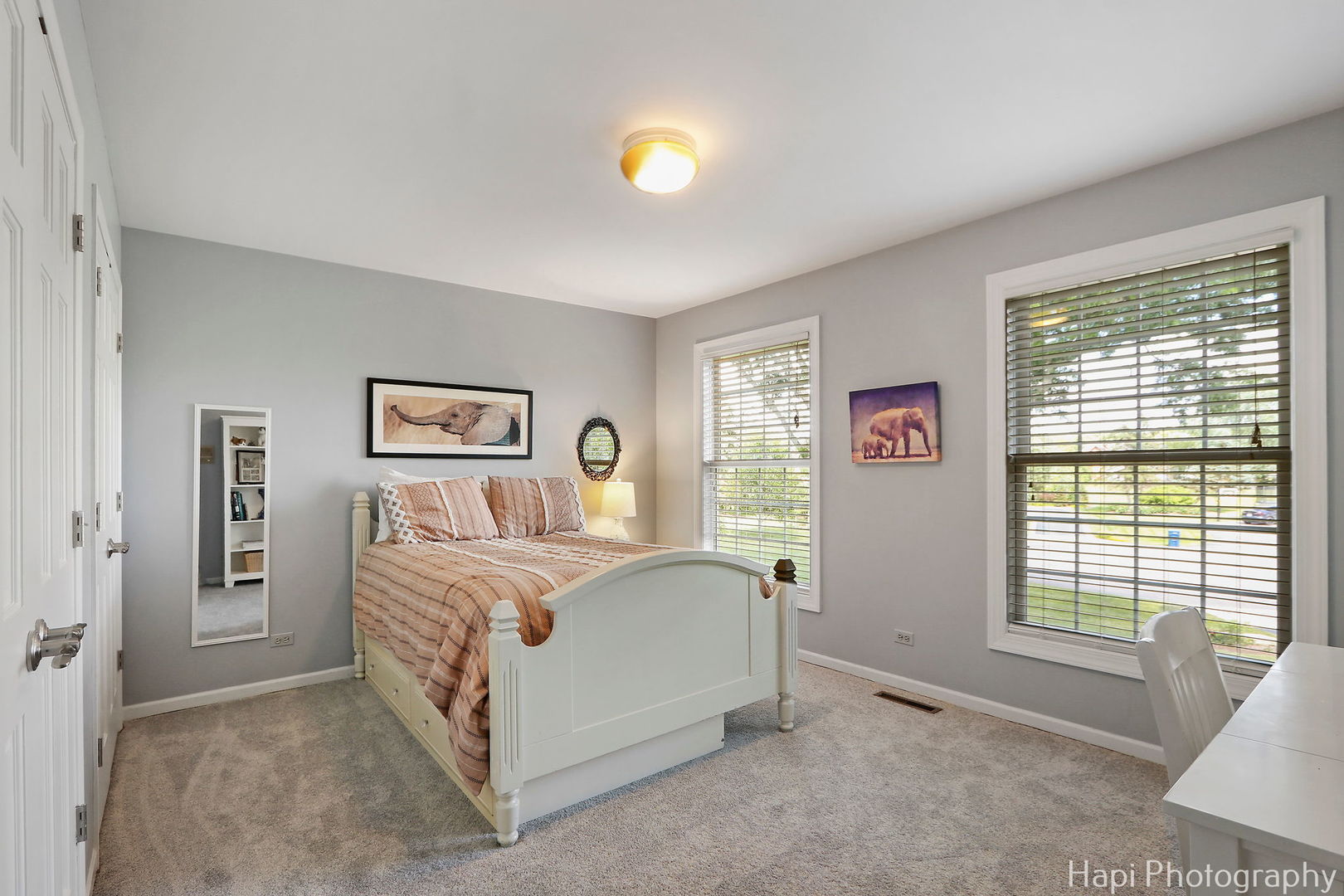 2340 Huntington Lakes Drive