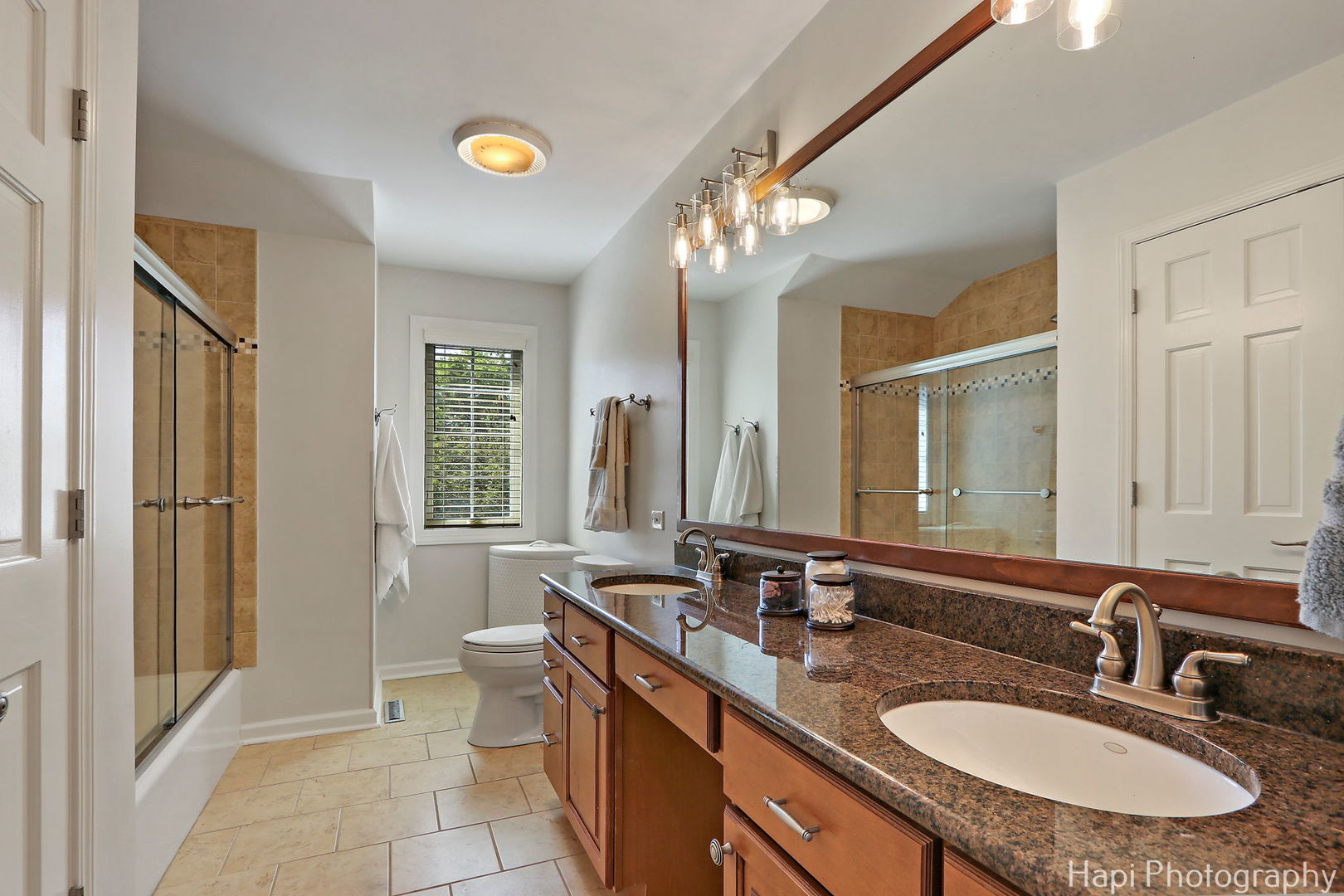 2340 Huntington Lakes Drive