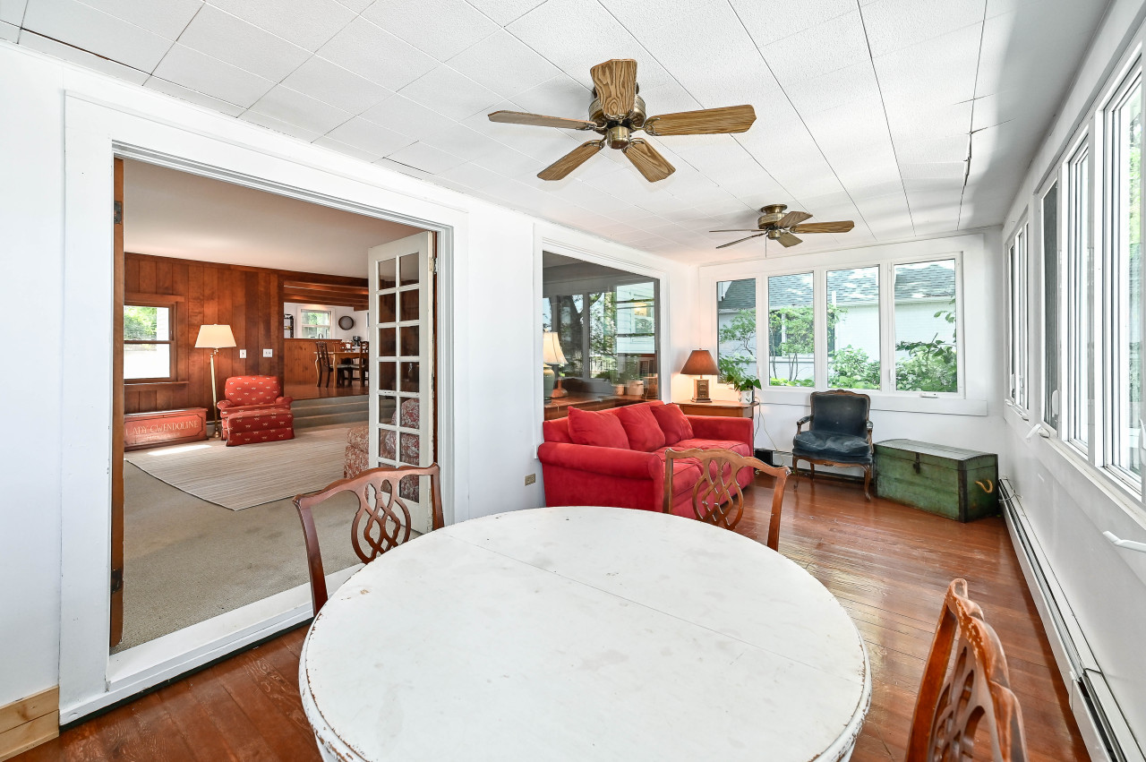 2225 South Shore Dr