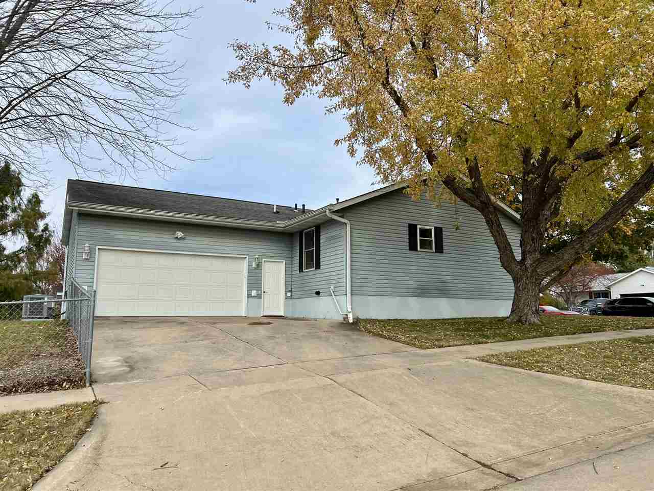 613 Eastwood Dr