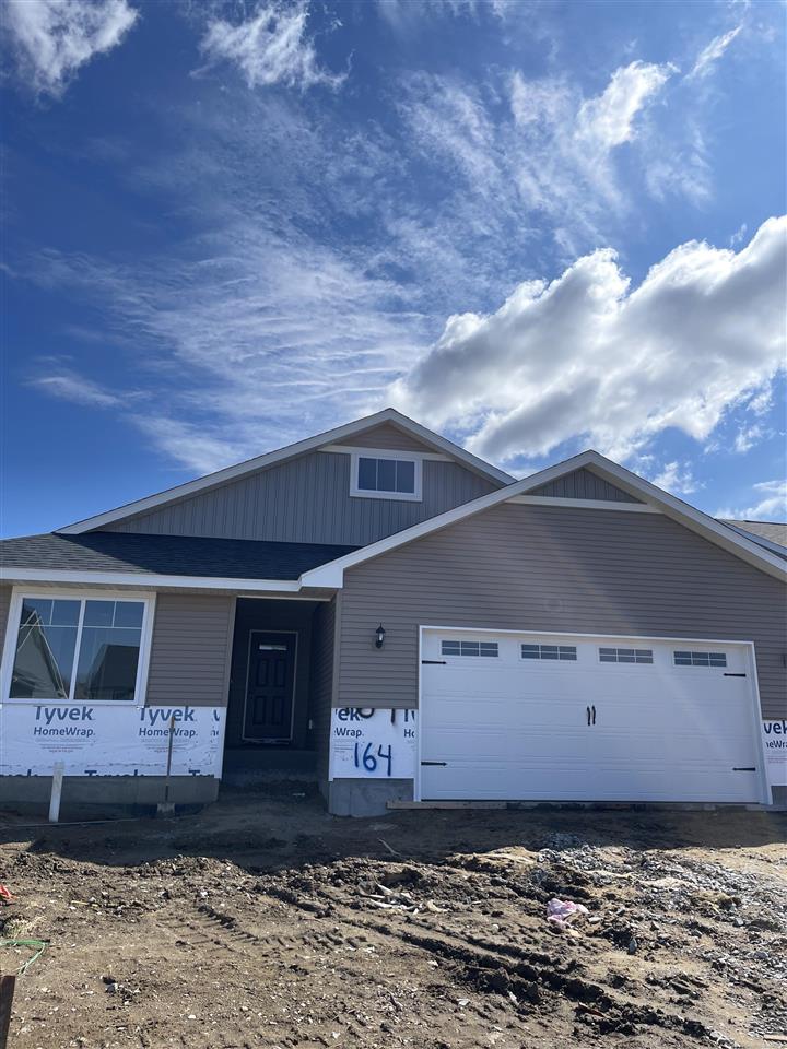 164 Huntington Dr