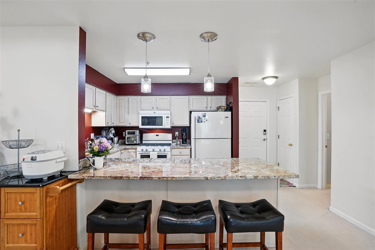 2601 Hickory Trl Unit: 4