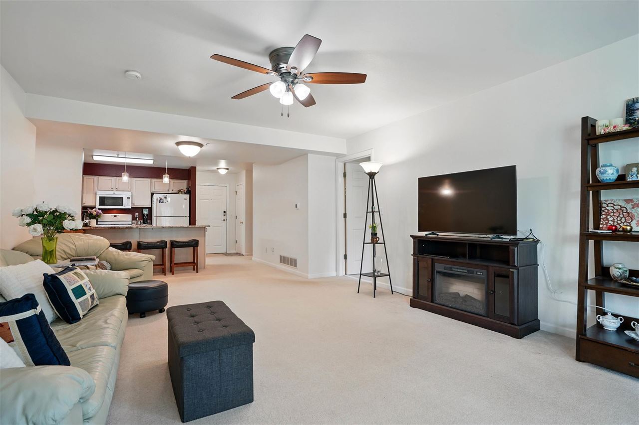 2601 Hickory Trl Unit: 4