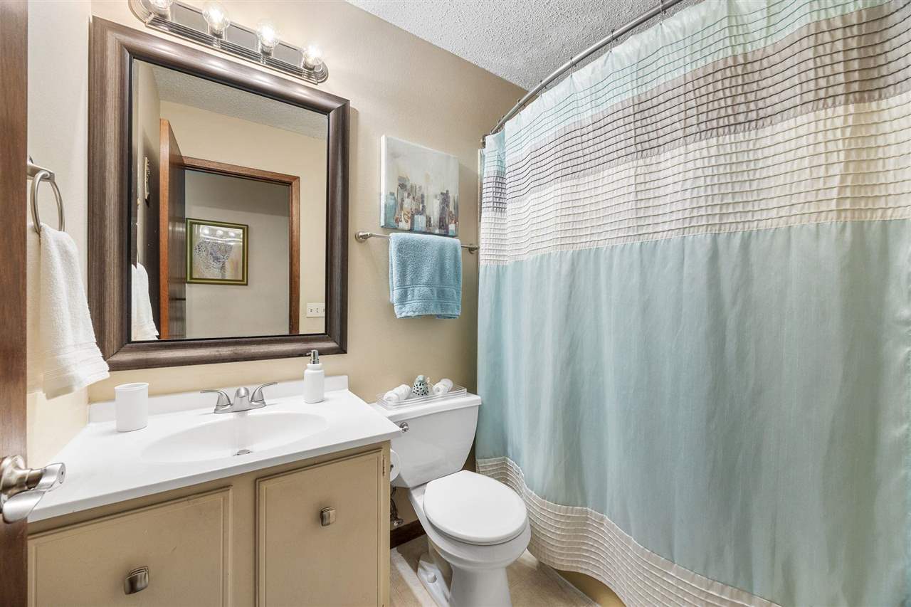 305 N Mount Vernon Dr