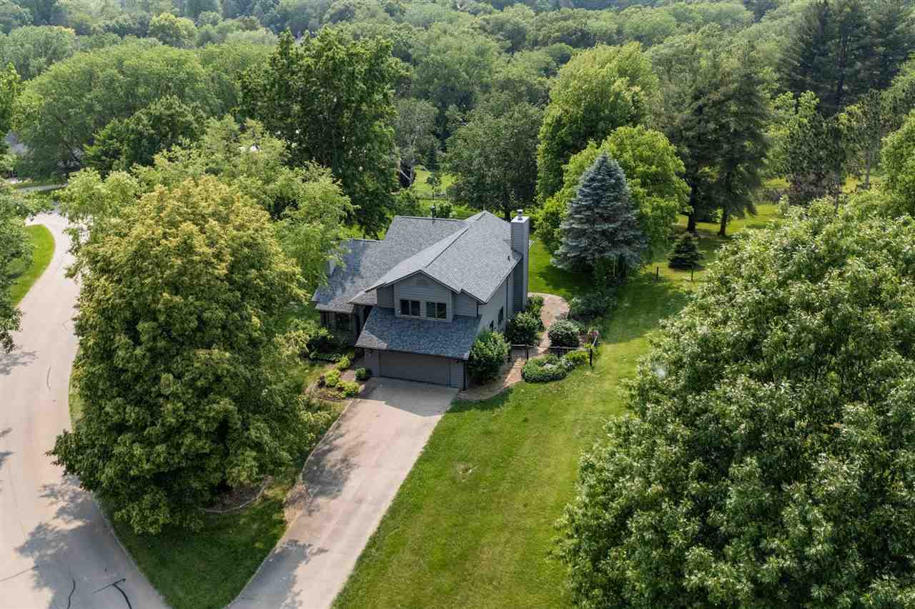13 South View Dr NE