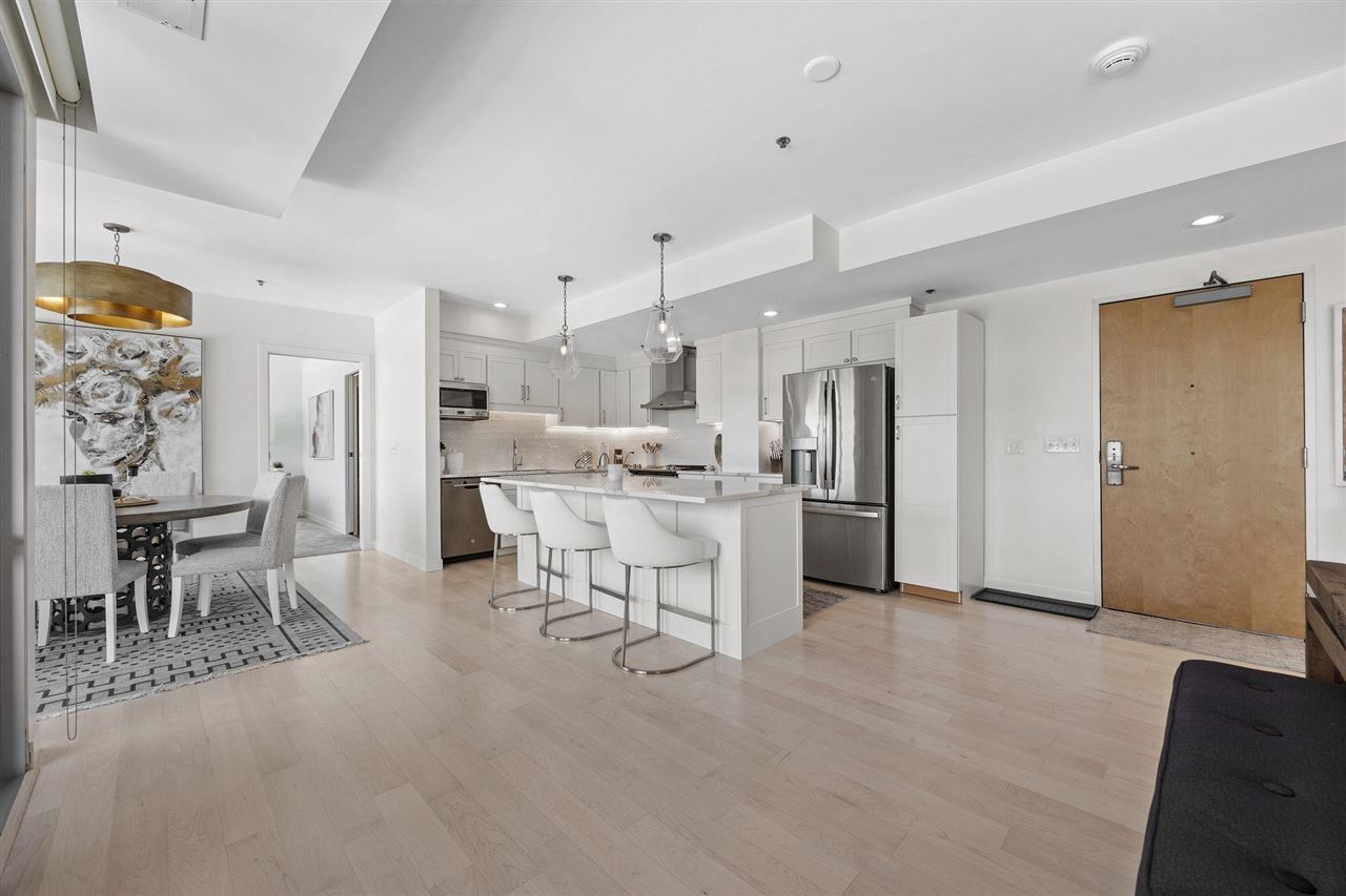 1303 5th St Unit: 604