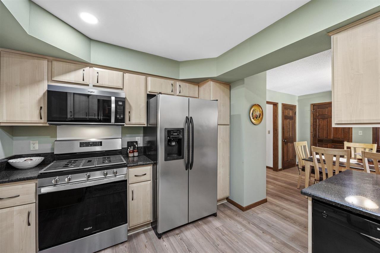556 Mahaska Ct