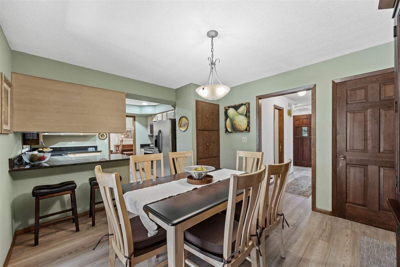 556 Mahaska Ct