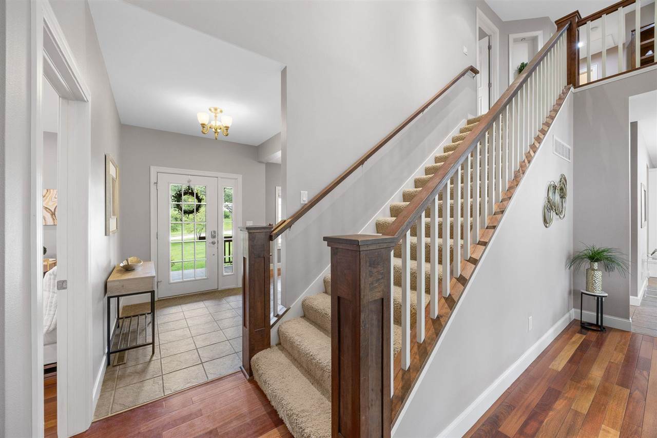 960 Mesquite Dr