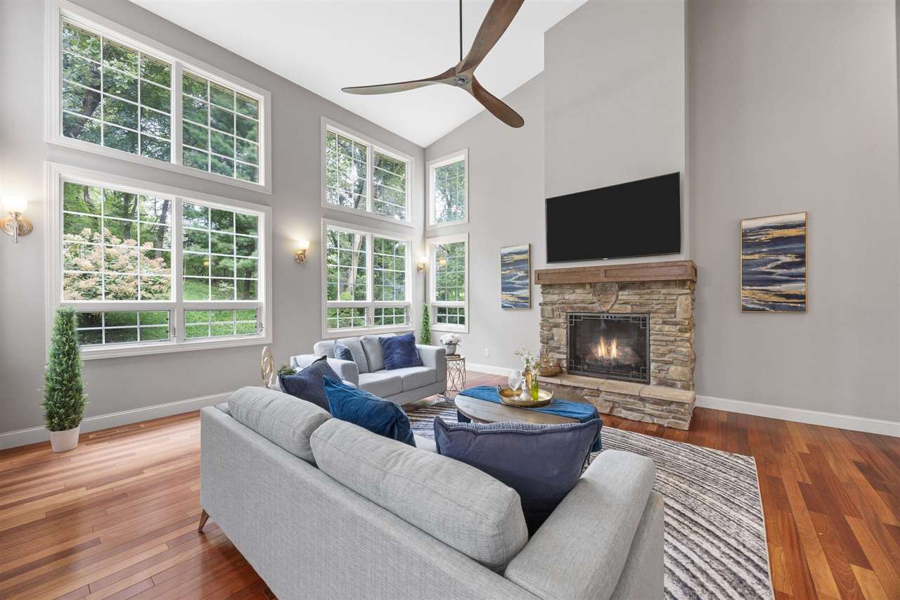960 Mesquite Dr