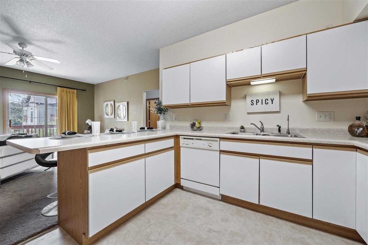 2857 Coral Ct Unit: 201