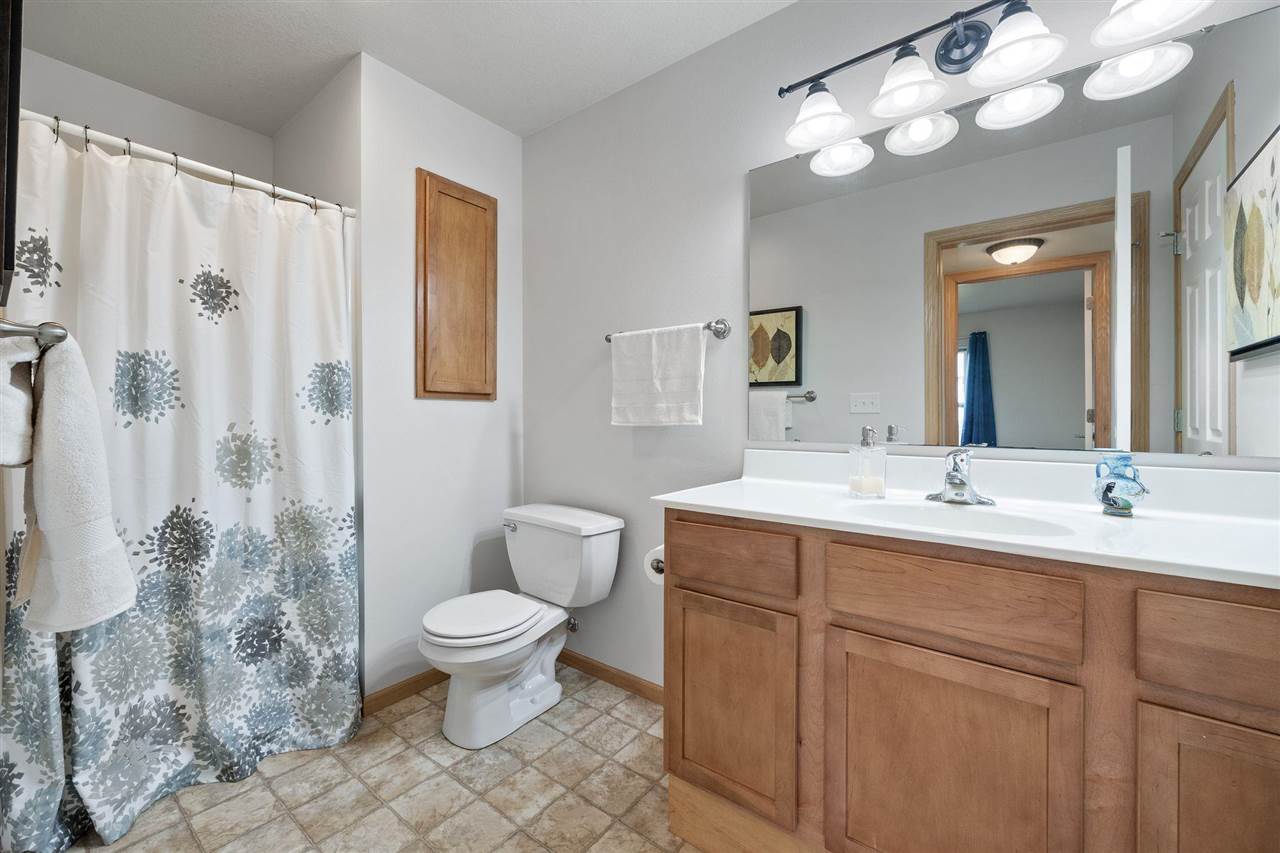 1570 Vandello Cir