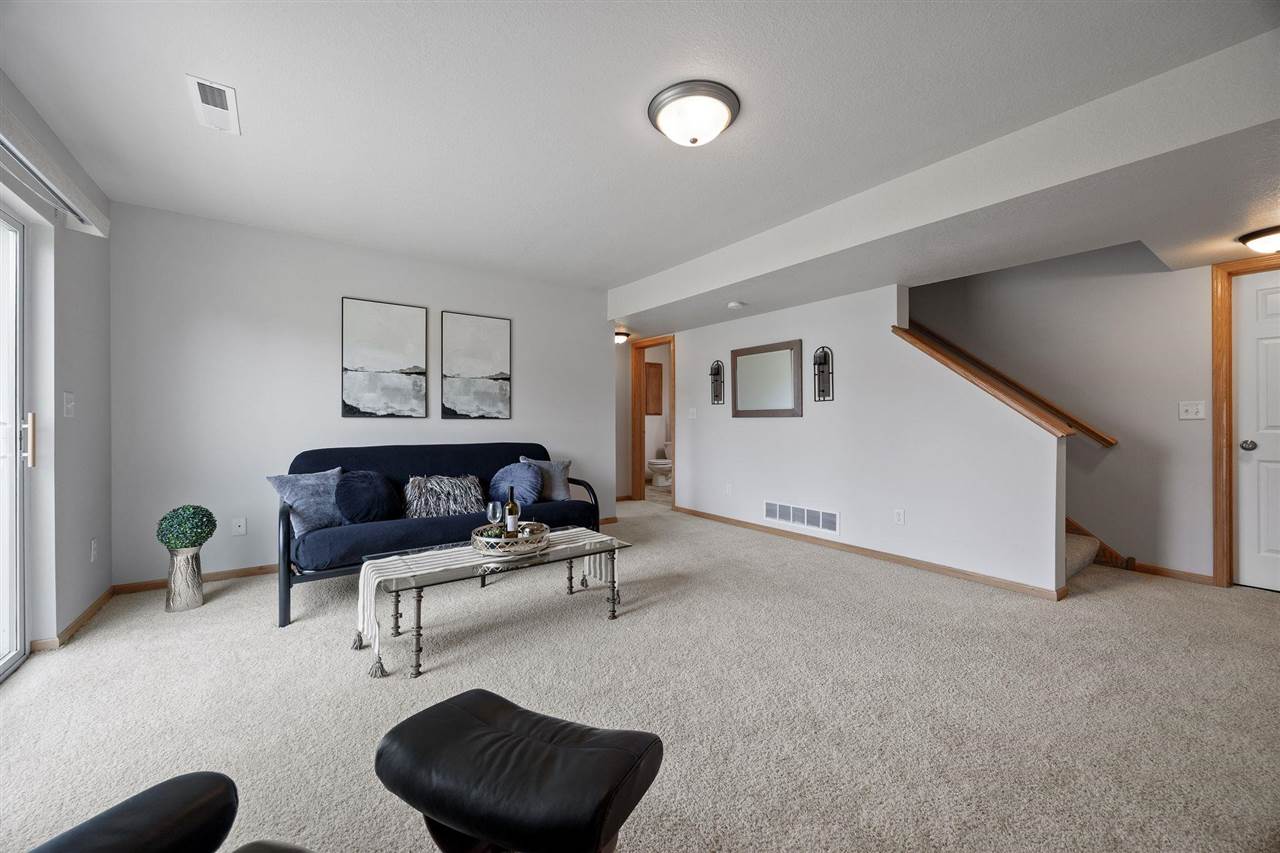 1570 Vandello Cir