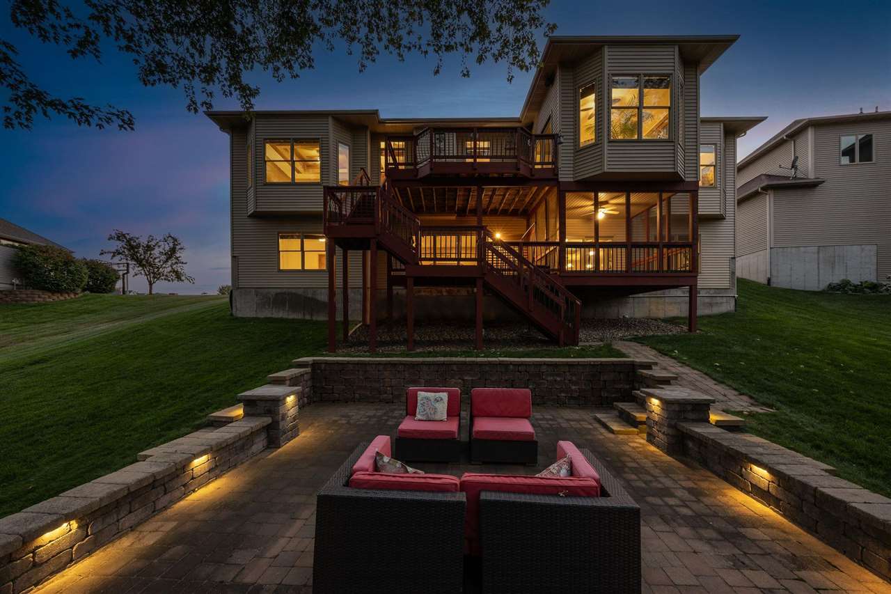 2907 High Bluff Dr