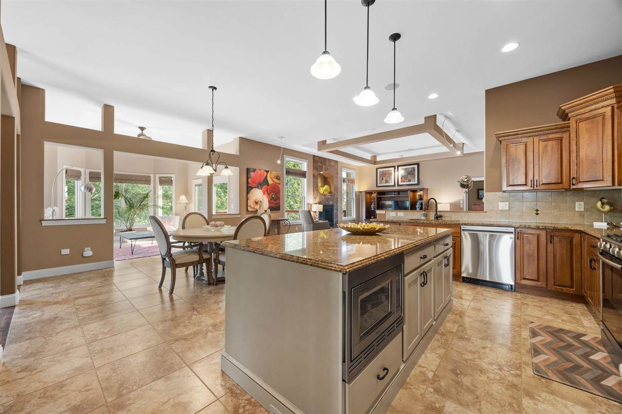 2907 High Bluff Dr