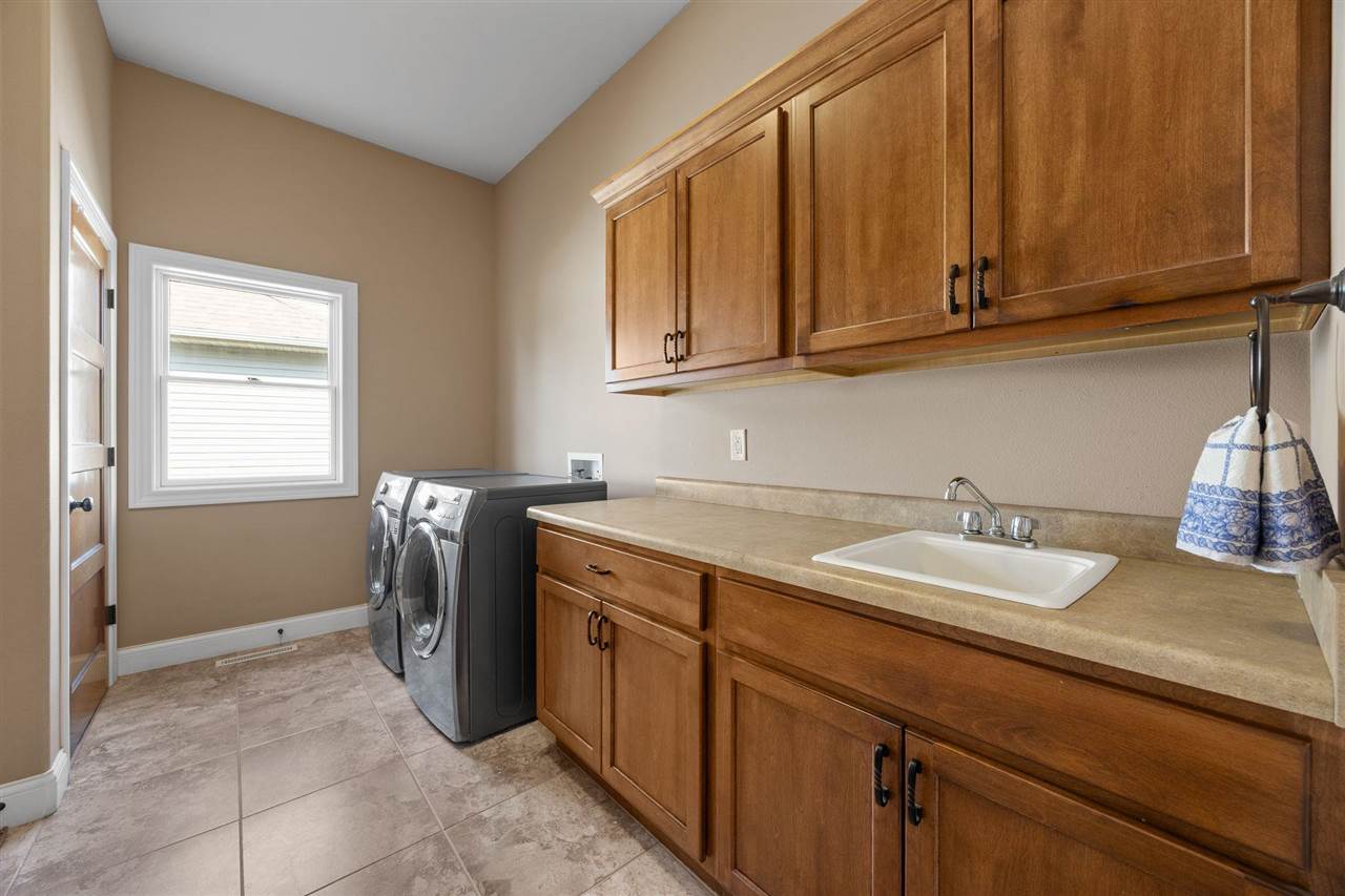 2907 High Bluff Dr